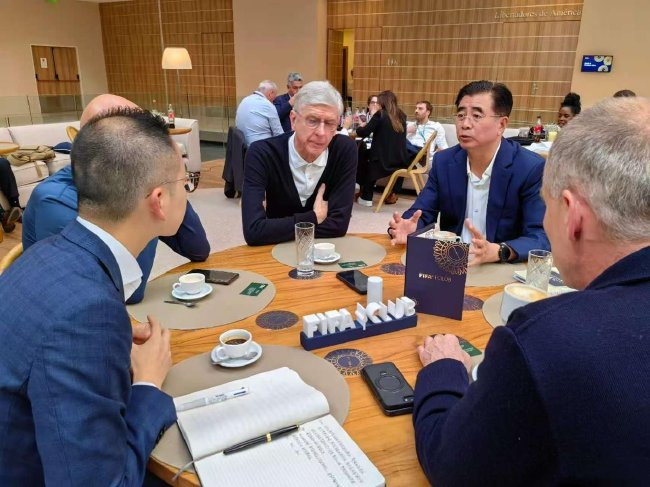 anbotiyu定位用全新的娱乐模式为广大用户提供刺激好玩的软件服务展示图片