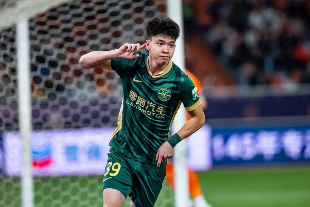 anbotiyu定位用全新的娱乐模式为广大用户提供刺激好玩的软件服务相关图片